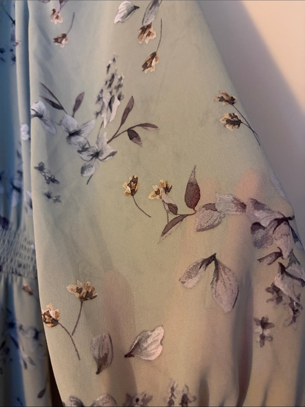 37. Reitmans Sage Green Floral Midi Dress - Picture 6 of 8